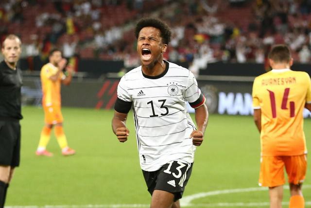 登录入口-阿德耶米：从拜仁弃儿到德国队新宠的曲线报国路